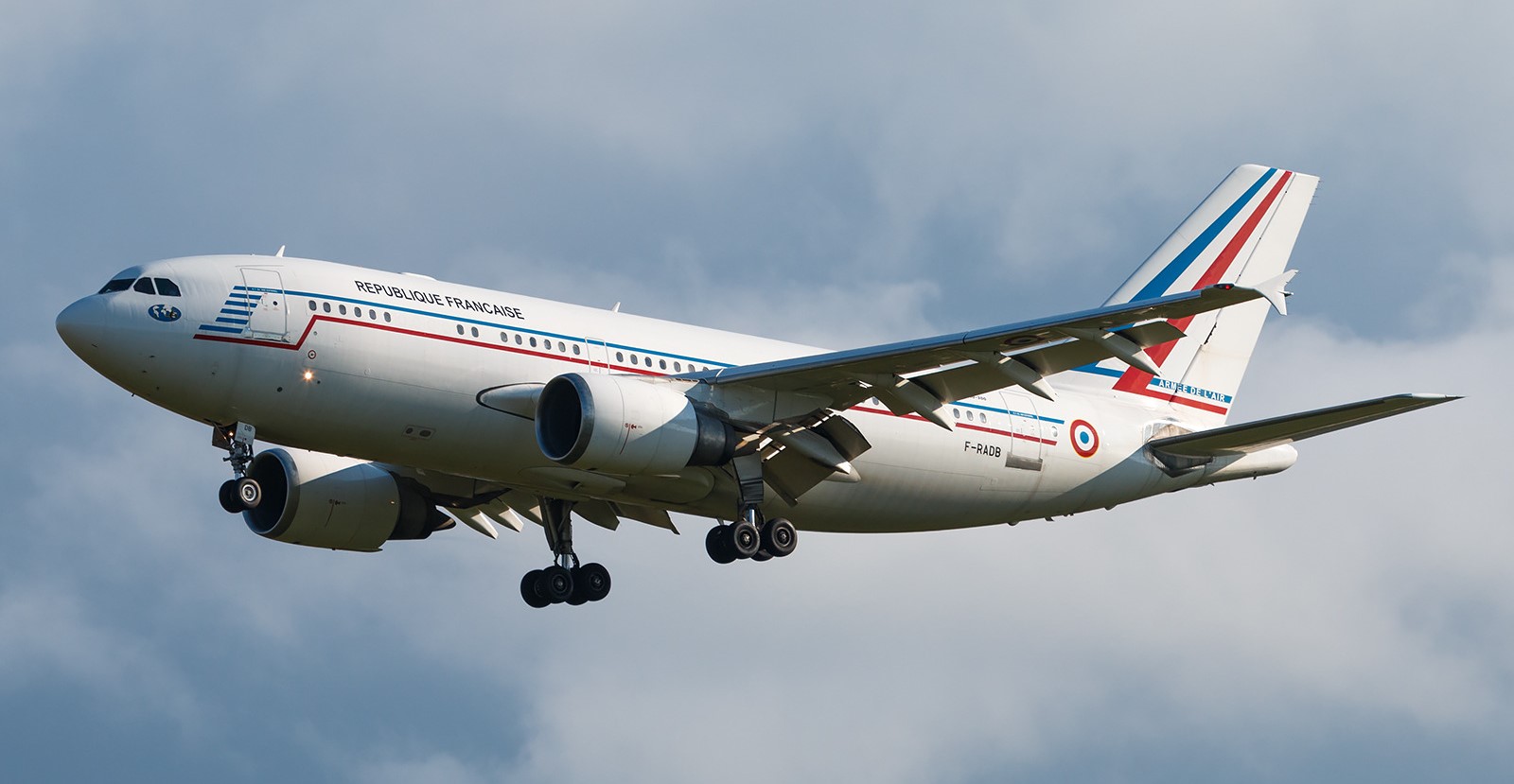 f-radb-arme-de-lair-french-air-force-airbus-a310-304_PlanespottersNet_1370084_962639dfe4_o.jpg