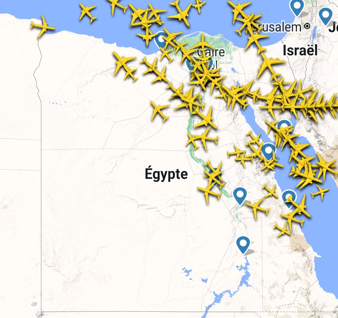 Screenshot_20240414_061153_Flightradar24.jpg